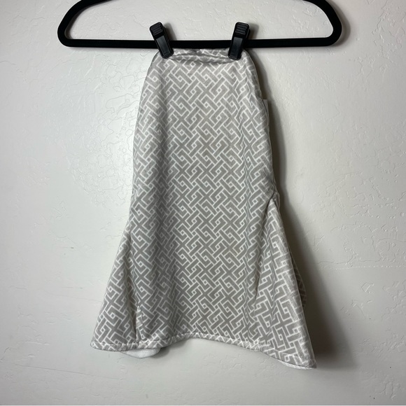 Little Love Baby Newborn Swaddled Wrap Velvet Super Soft Gray - Picture 4 of 4